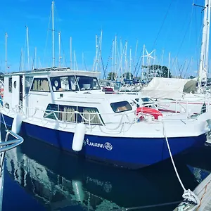 https://bateau-a-quai-logement-atypique-chaleureux.inbrittany.com